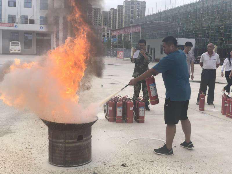 江西長運扎實開展“安全生產(chǎn)月”活動，各單位安全生產(chǎn)形勢持續(xù)穩(wěn)定