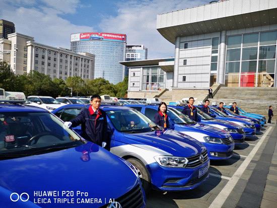 江西長(zhǎng)運(yùn)出租汽車(chē)有限公司、南昌長(zhǎng)運(yùn)榮獲全市交通運(yùn)輸行業(yè)“三大攻堅(jiān)戰(zhàn)”優(yōu)勝企業(yè)