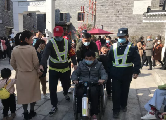 長(zhǎng)運(yùn)應(yīng)急隊(duì)助力萬壽宮歷史文化街區(qū)應(yīng)急保障