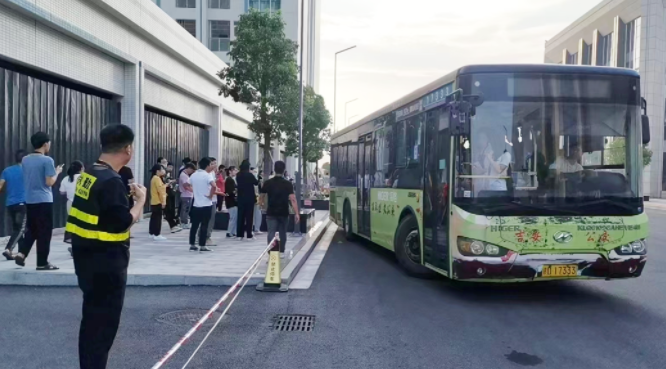 吉安長運(yùn)、公交：通勤包車 轉(zhuǎn)型升級新亮點(diǎn)
