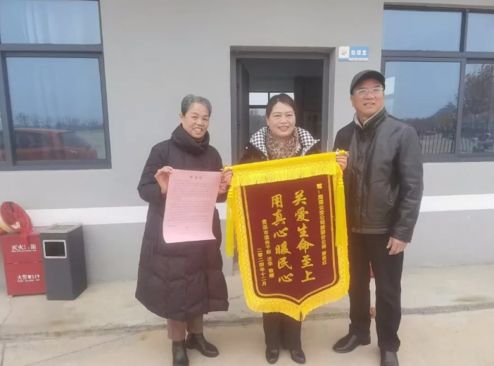 鷹潭公交:錦旗背后的溫暖與擔當——公交車的“生命時速”